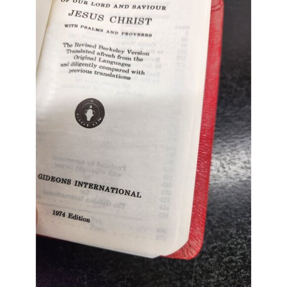 New Testament Psalms Proverbs Pocket Bible 1974-Red & Gold Text - Picture 5 of 9